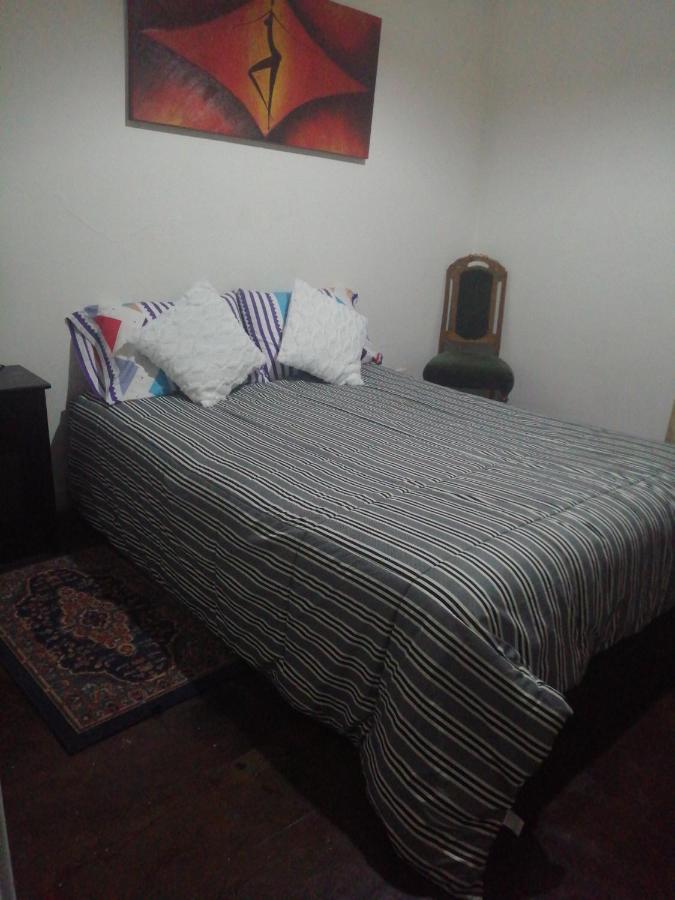 Hostal Mancora Monjitas 755 Hotell Santiago de Chile Exteriör bild